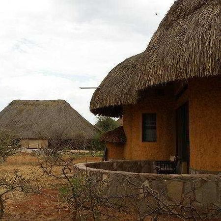 Samburu Sopa Lodge Archers Post ภายนอก รูปภาพ